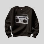 Sudadera "Boombox Retro": El Ritmo de la Calle